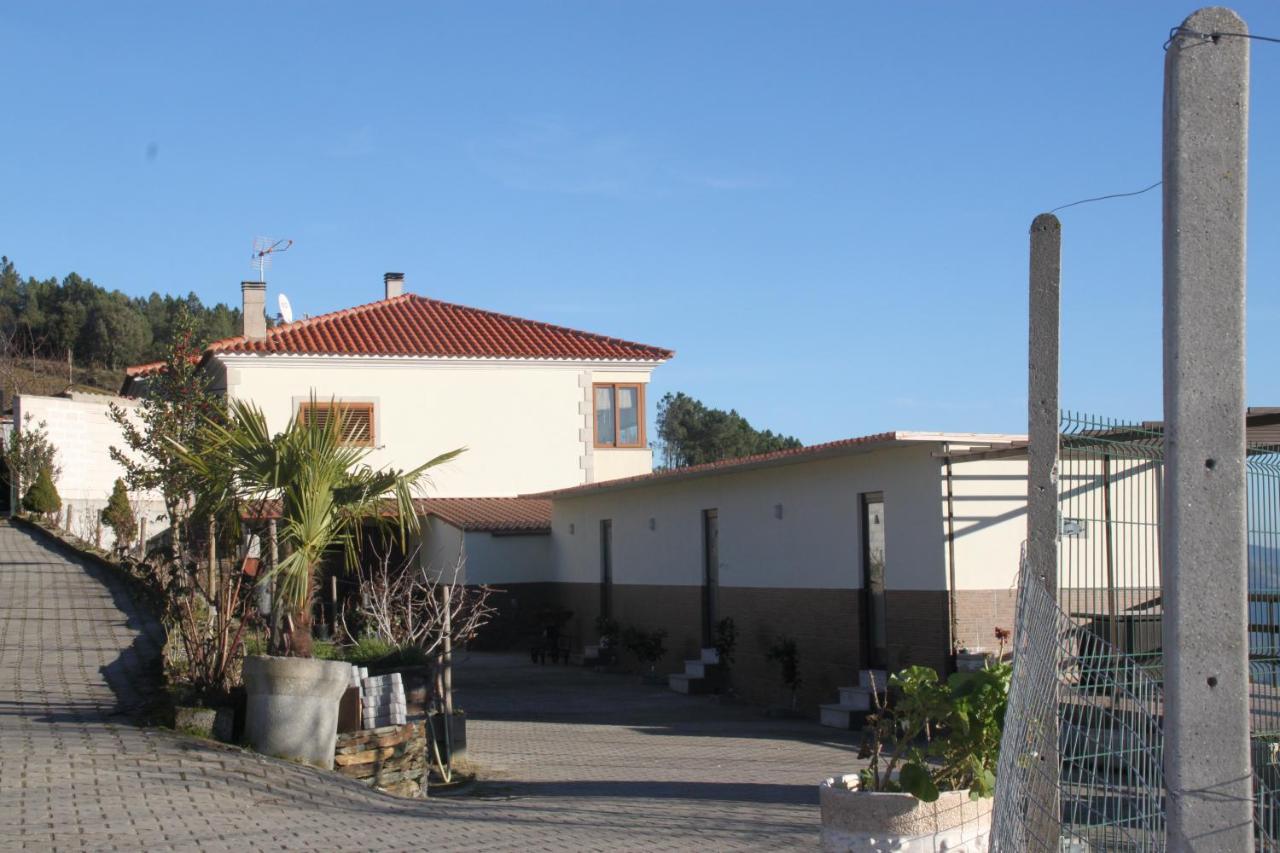 Quinta Pedreira Dos Anjos Hotel Provesende Buitenkant foto